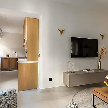 Executive Cantons View فندق 2*